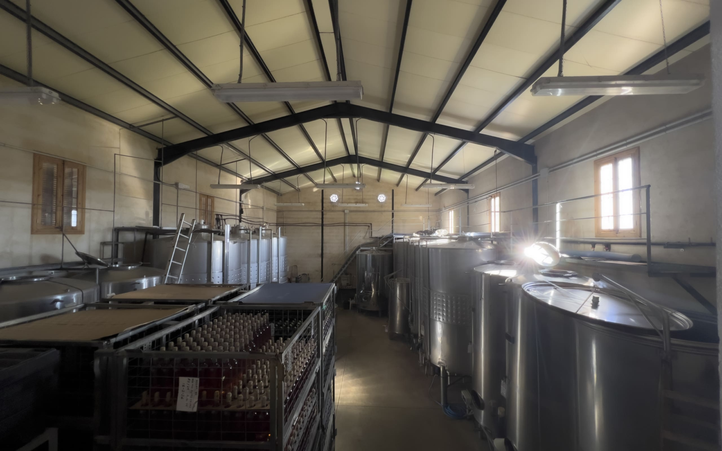 Commercial In Binissalem, Spain (352 M²)