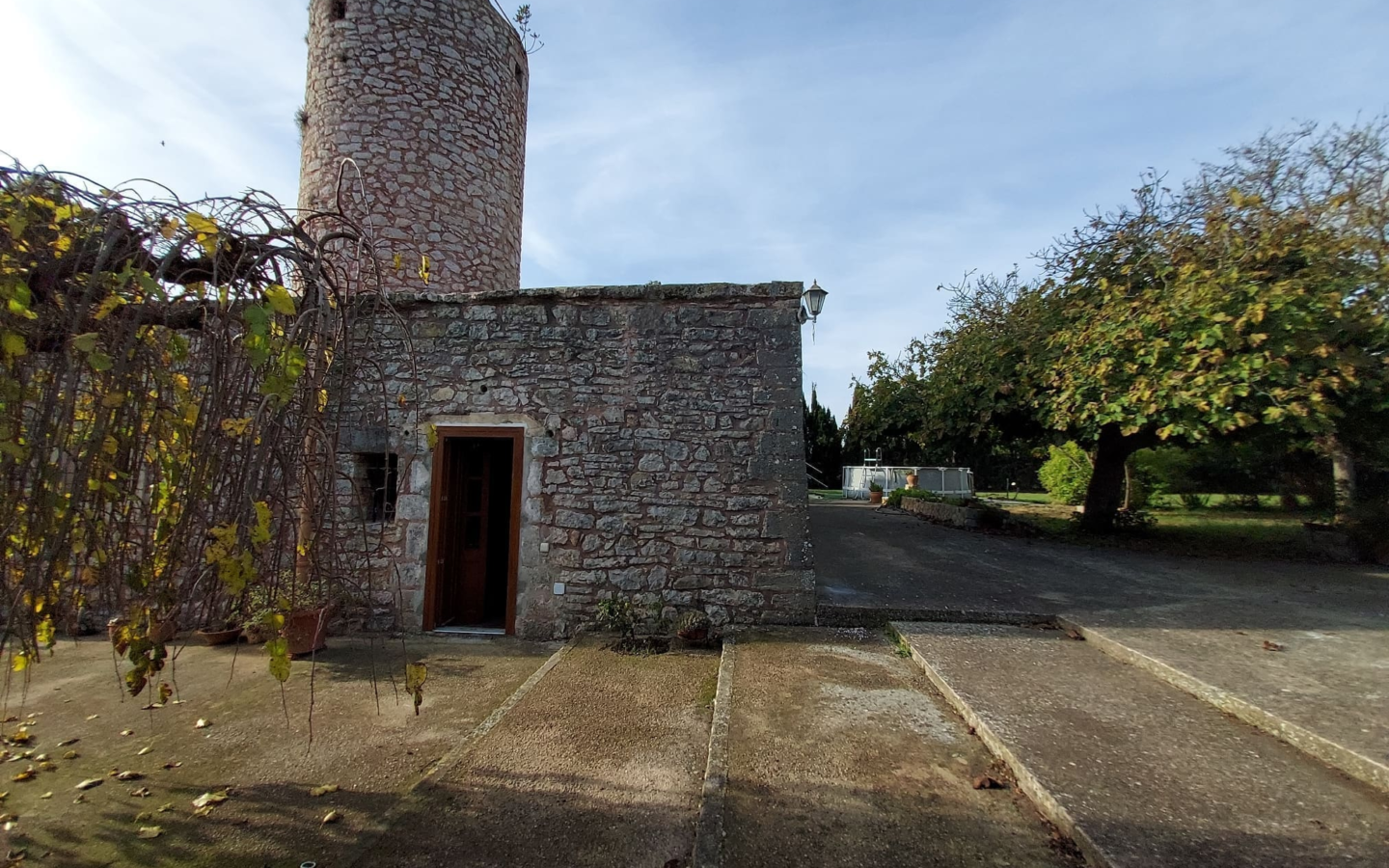 2-bedroom Finca In Binissalem, Spain (239 M²)