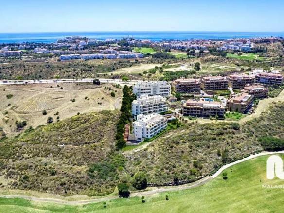 3-bedroom Flat In Mijas, Spain (121 M²)