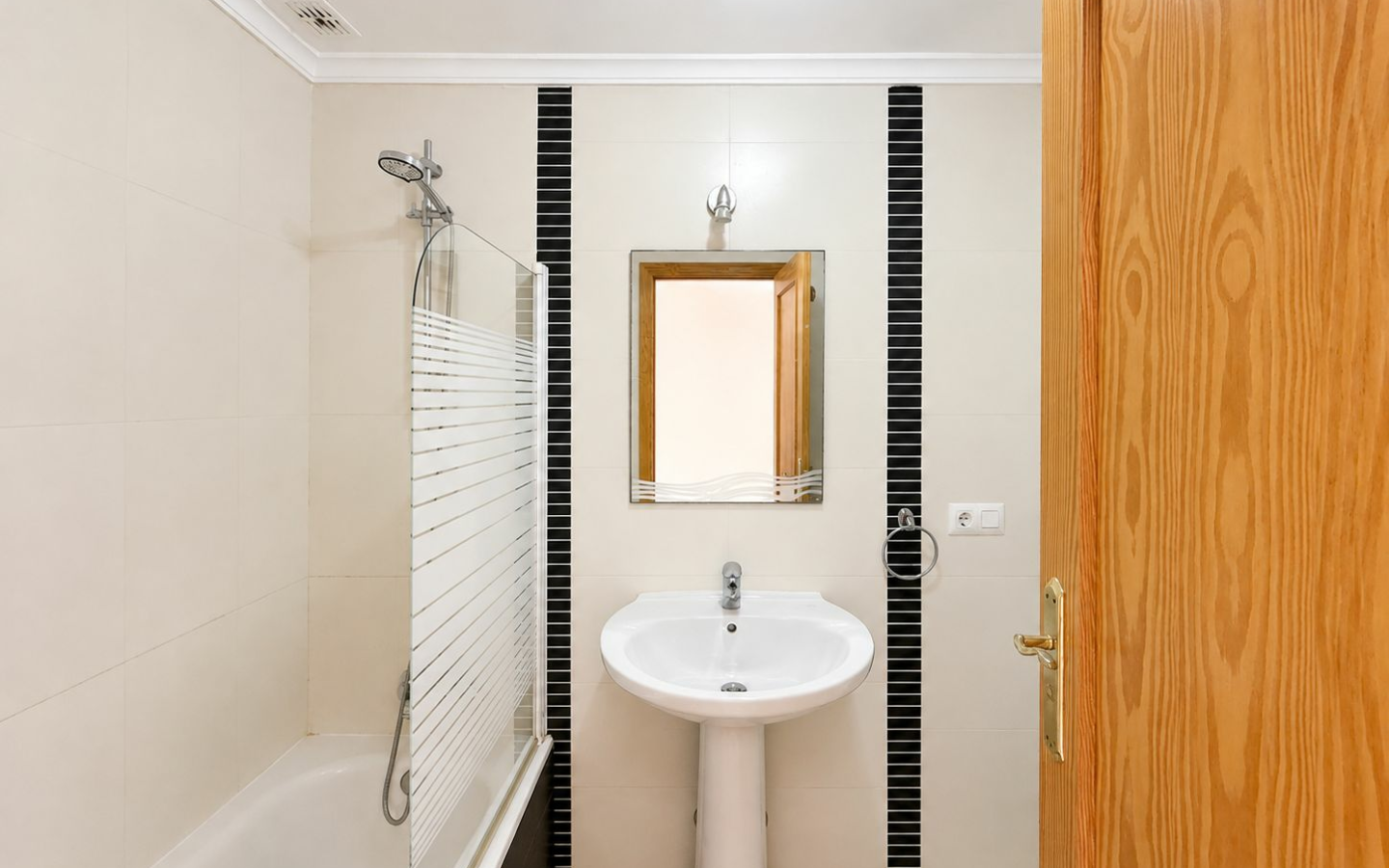 4-bedroom Apartment In Jávea, Spain (171 M²)