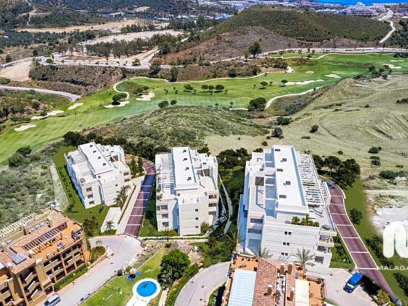 3-bedroom Flat In Mijas, Spain (121 M²)