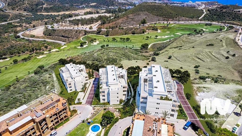 3-bedroom Flat In Mijas, Spain (121 M²)