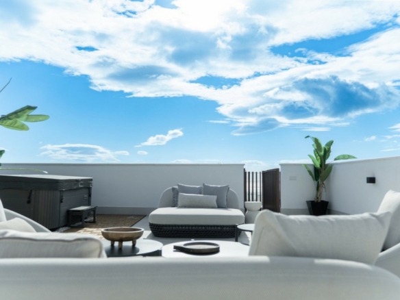 3-bedroom Garden Apartment In Fuengirola, Spain (105 M²)