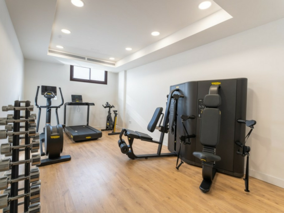 3-bedroom Garden Apartment In Fuengirola, Spain (105 M²)