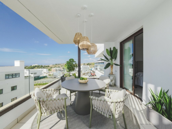 3-bedroom Garden Apartment In Fuengirola, Spain (105 M²)