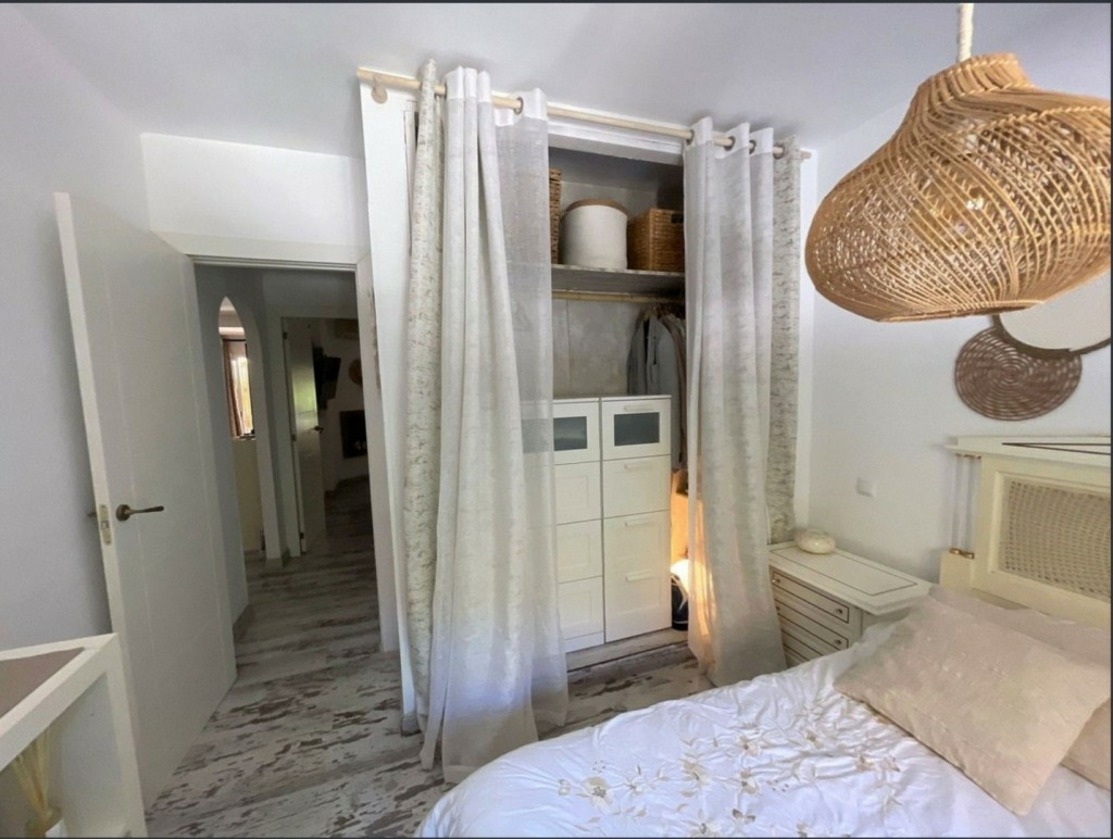 2-bedroom Ground Floor In Calahonda, Spain (81 M²)