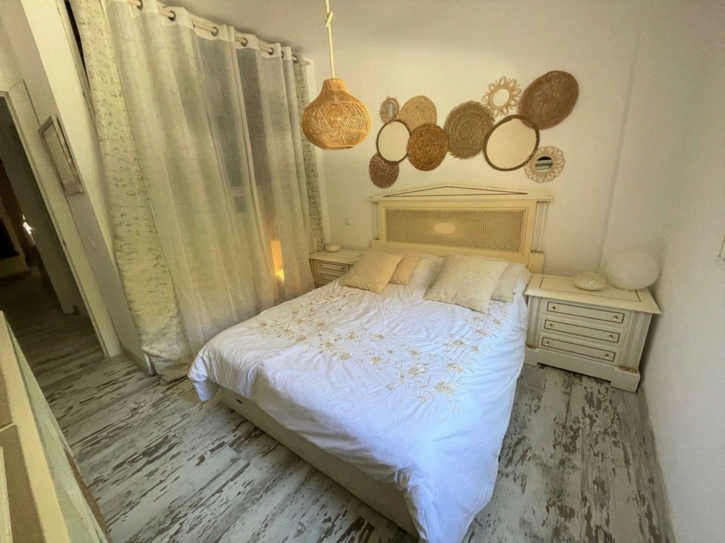 2-bedroom Ground Floor In Calahonda, Spain (81 M²)