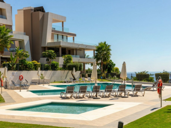 2-bedroom Ground Floor In Cabopino, Spain (102 M²)