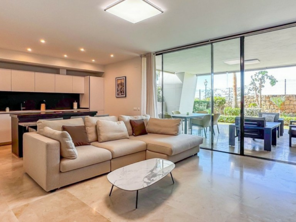 2-bedroom Ground Floor In Cabopino, Spain (102 M²)