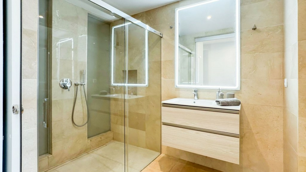 2-bedroom Ground Floor In Cabopino, Spain (102 M²)