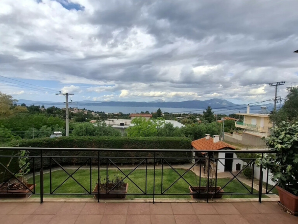 2-bedroom Detached House In Com. Skalas Oropou, Greece (165 M²)