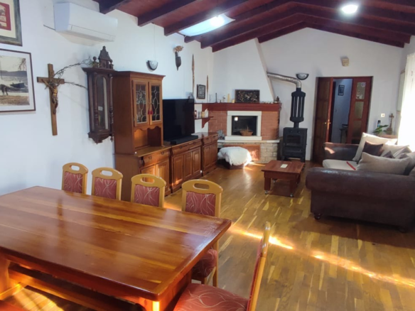 Zadar, Crno – Authentic Stone House With Traditional Tavern (konoba) & Large Garden