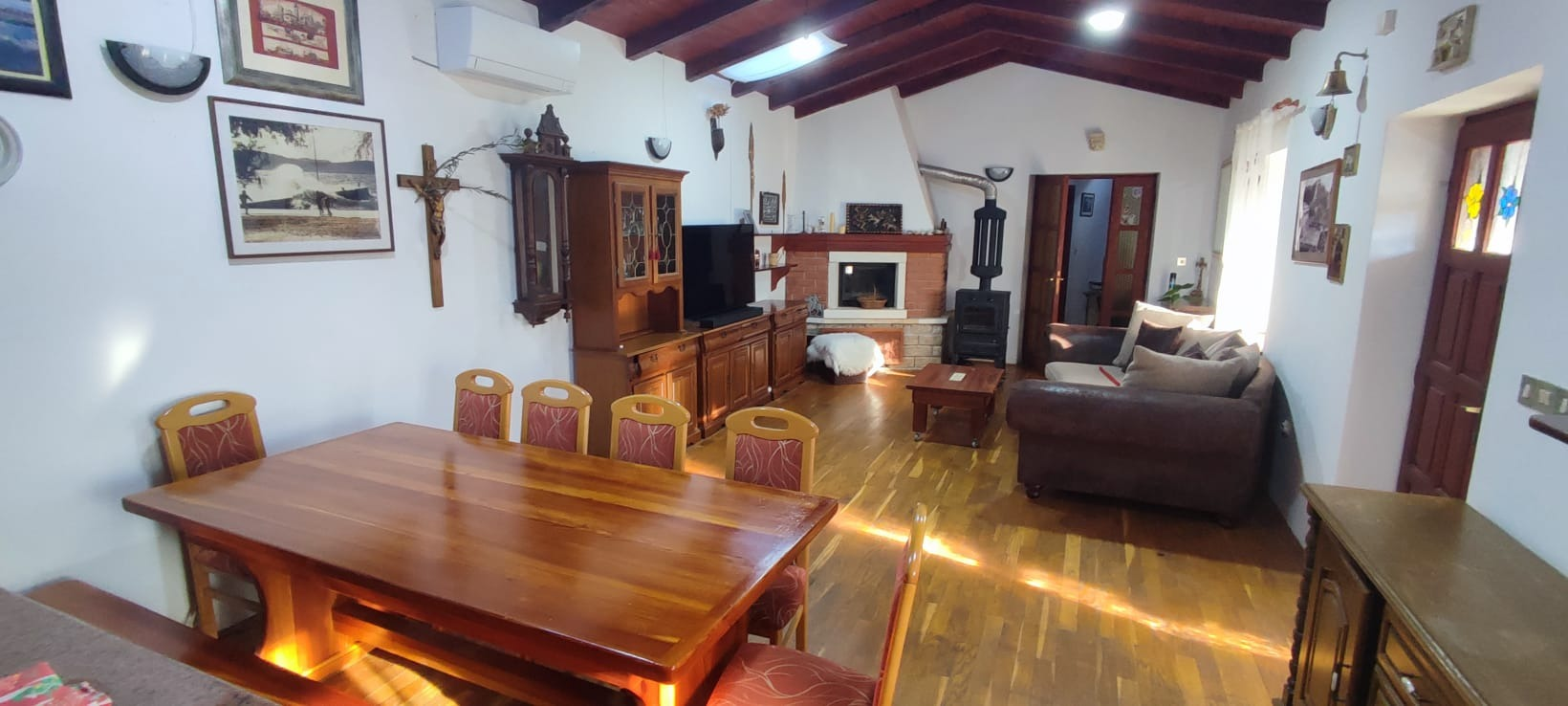 Zadar, Crno – Authentic Stone House With Traditional Tavern (konoba) & Large Garden