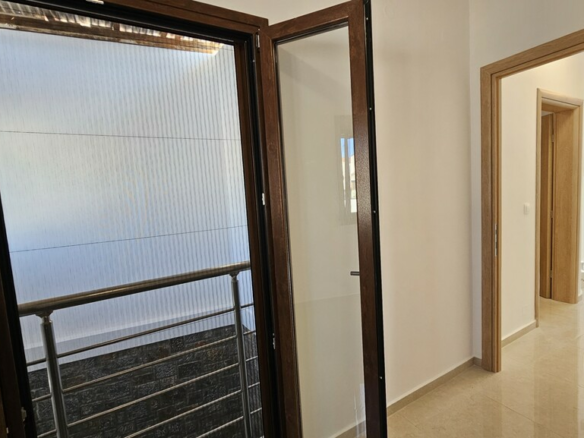 2-bedroom Flat In Mallia, Greece (70 M²)