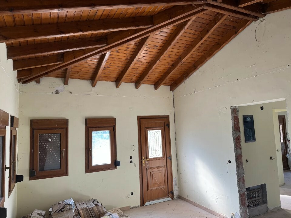 Detached House In Michaniona, Greece (310 M²)