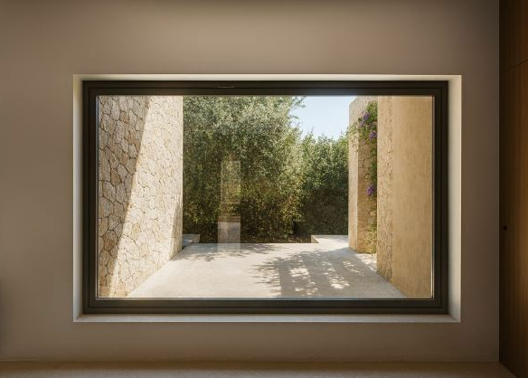 4-bedroom Villa In Corfu, Greece (360 M²)