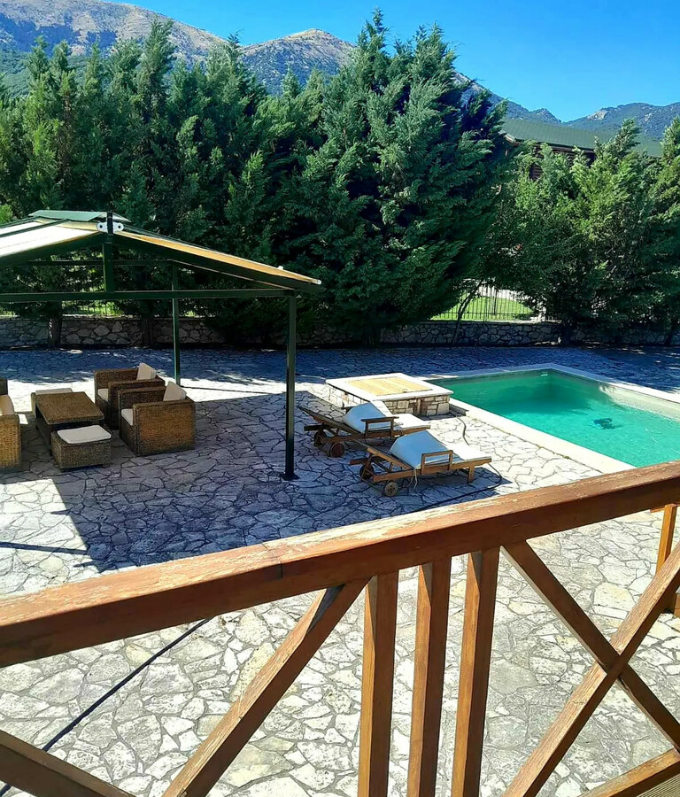 Detached House 420 M2 In Kalavrita, Greece