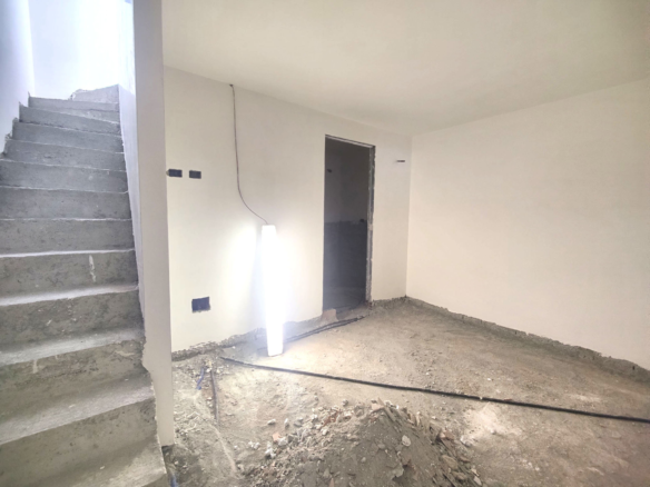 App 4 Grande Bilocale Con Taverna Giardino E Terrazzo Vista Mare