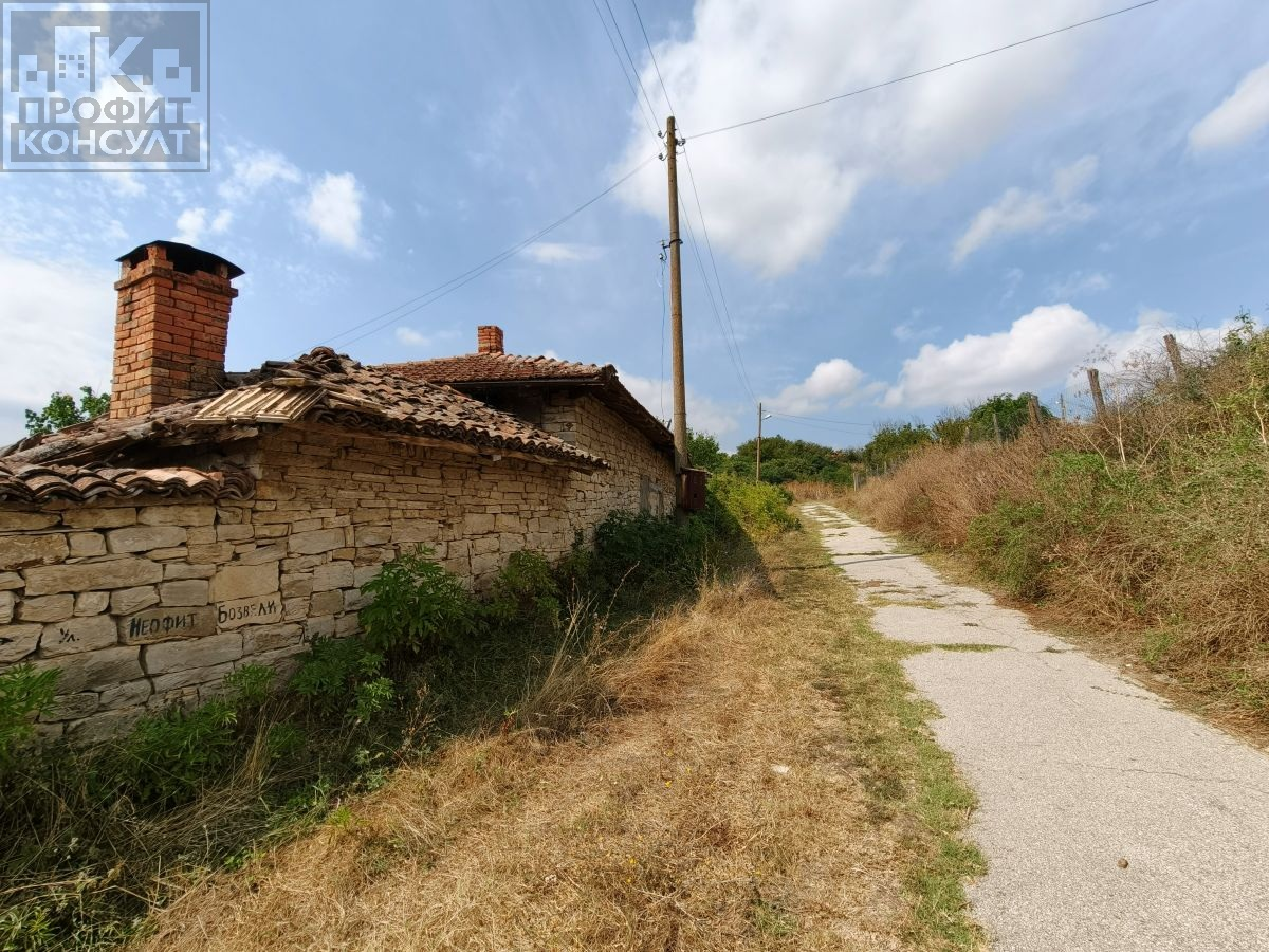 Detached House With Yard In The Village Of Dryanovets, Ruse Region