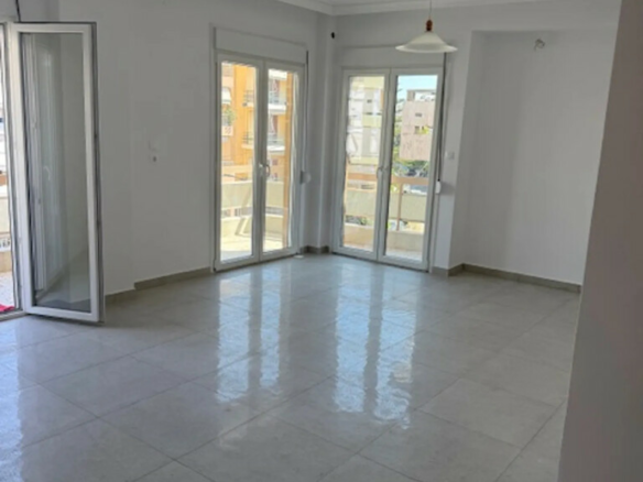 Flat 98 M2 In Alimos, Greece