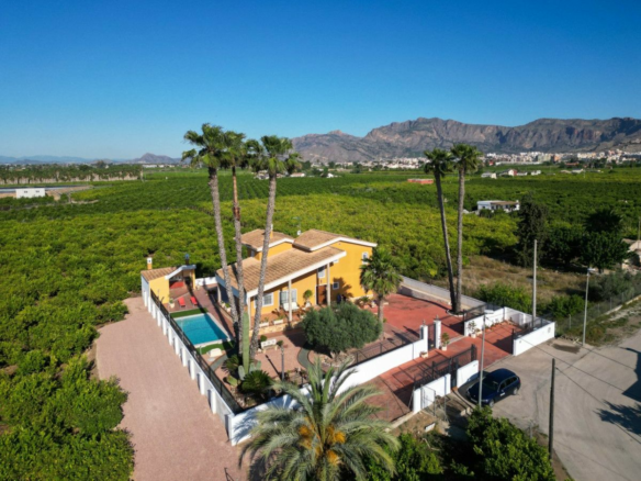 5-bedroom Villa In Orihuela, Spain (495 M²)