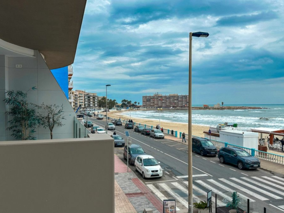 4-bedroom Apartment In Torrevieja, Spain (180 M²)