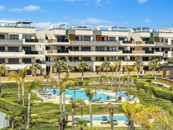 3-bedroom Apartment In Orihuela Costa, Spain (109 M²)