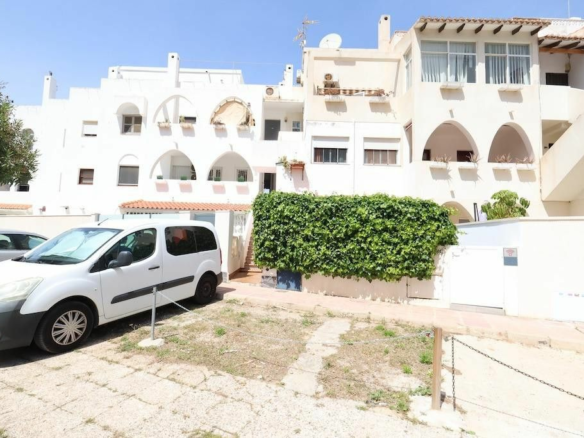 2-bedroom Villa In Orihuela Costa, Spain (57 M²)
