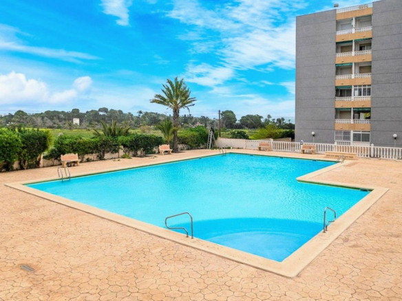 Apartment In Orihuela Costa