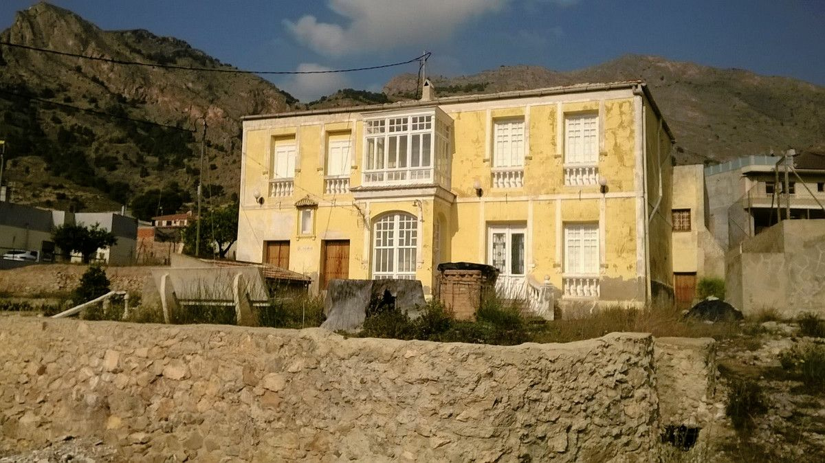 7-bedroom Country House In Orihuela, Spain (431 M²)