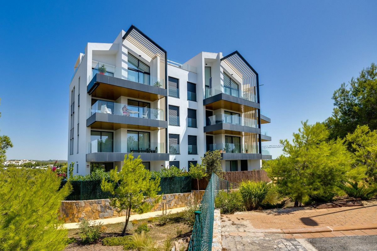 2-bedroom Apartment In Orihuela, Spain (88 M²)