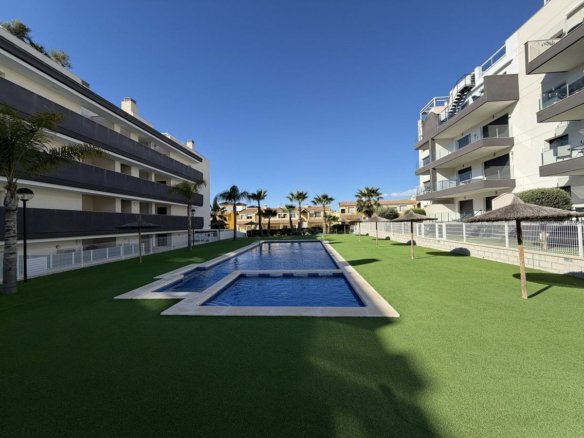 2-bedroom Apartment In Orihuela Costa, Spain (80 M²)