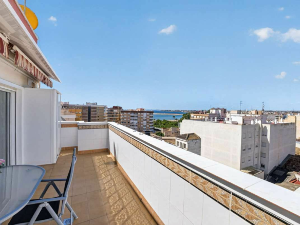 3-bedroom Apartment In Torrevieja, Spain (92 M²)