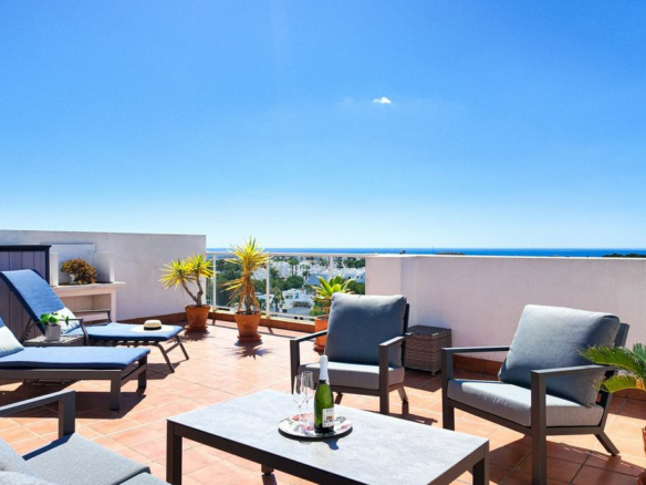 2-bedroom Apartment In Orihuela Costa, Spain (131 M²)