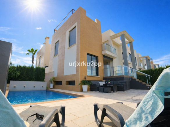 3-bedroom House In Orihuela Costa, Spain (100 M²)