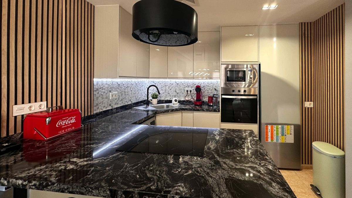 3-bedroom Apartment In Torrevieja, Spain (94 M²)