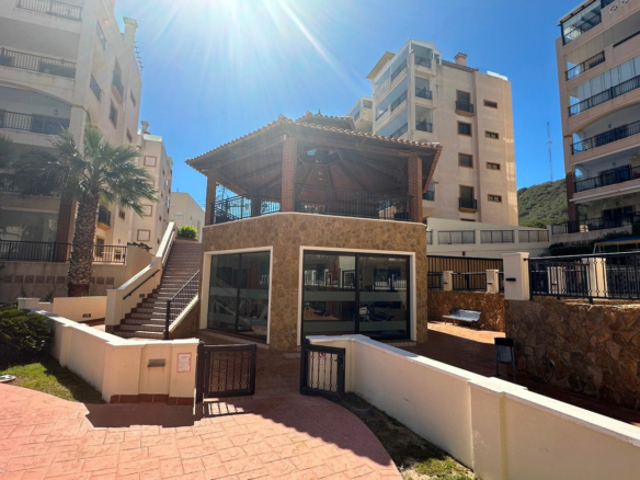 2-bedroom Apartment In Guardamar Del Segura, Spain (160 M²)