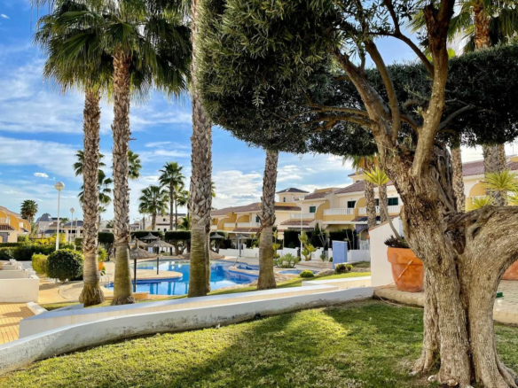 3-bedroom House In Rojales, Spain (108 M²)