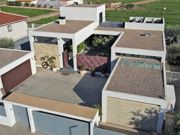 Villa In Los Alcázares
