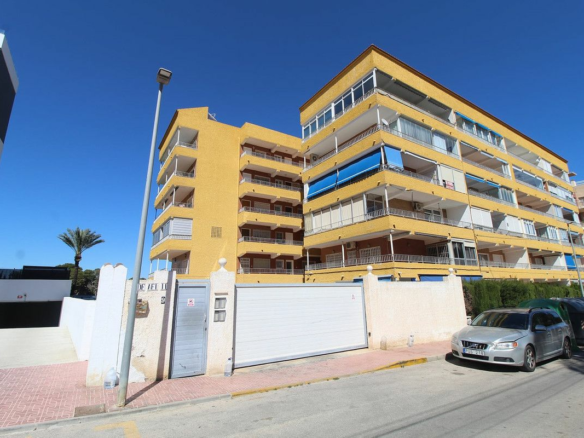 2-bedroom Apartment In Orihuela Costa, Spain (89 M²)