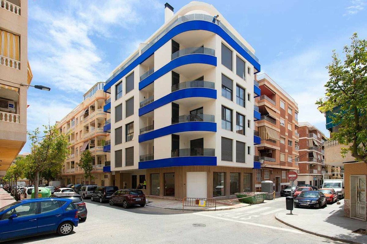 Apartment In Torrevieja