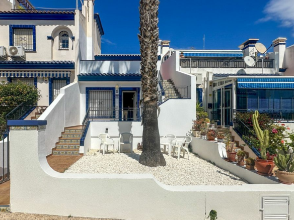 2-bedroom House In Orihuela Costa, Spain (64 M²)