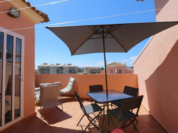 3-bedroom Apartment In Daya Nueva, Spain (90 M²)