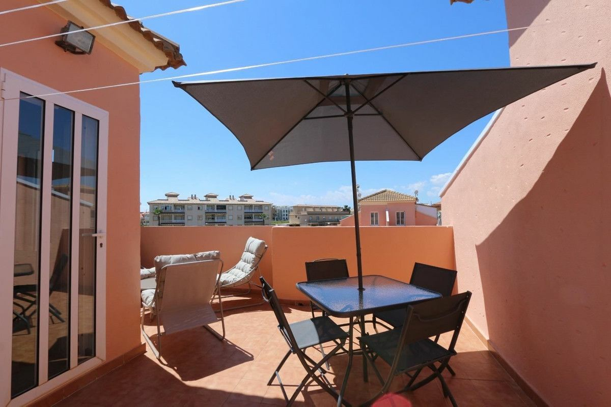 3-bedroom Apartment In Daya Nueva, Spain (90 M²)