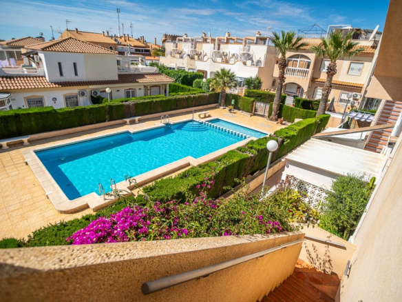 4-bedroom Apartment In Daya Nueva, Spain (110 M²)