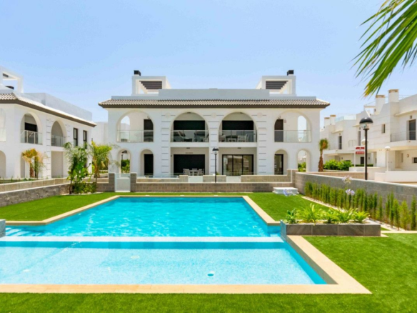 Apartment In Rojales