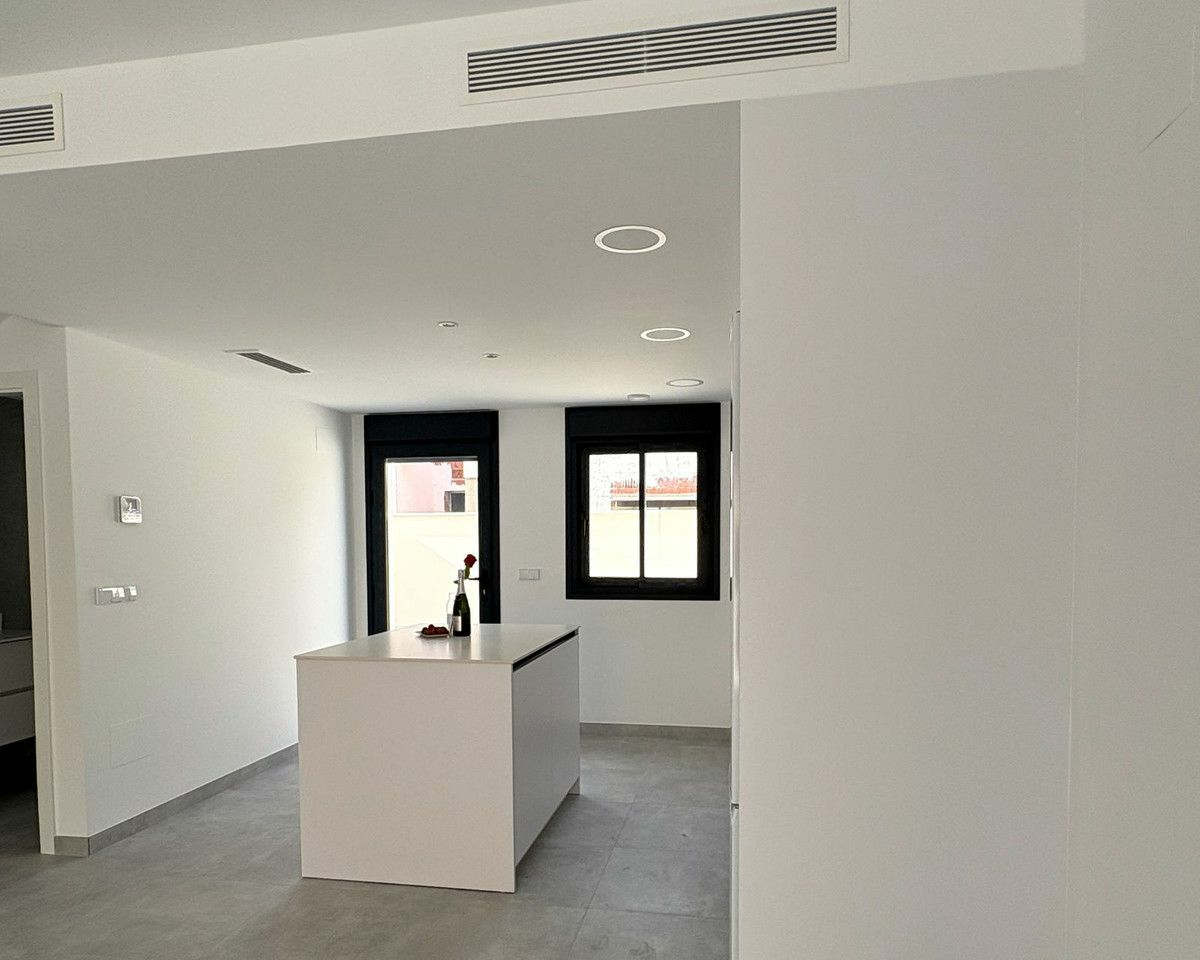 2-10-14c197 2-bedroom House In Cox, Spain (81 M²)