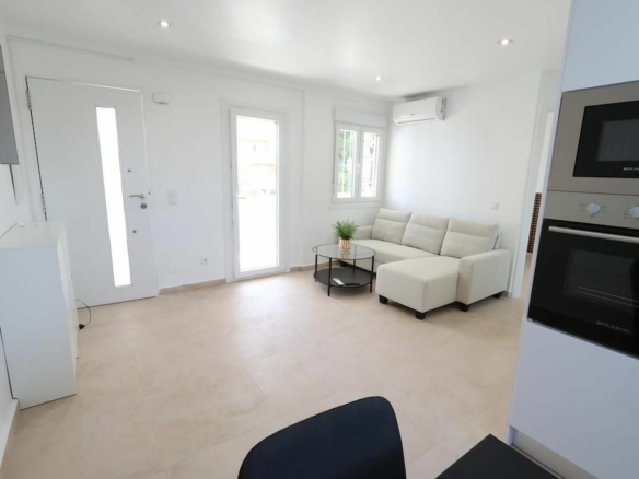 2-bedroom Villa In Orihuela Costa, Spain (57 M²)