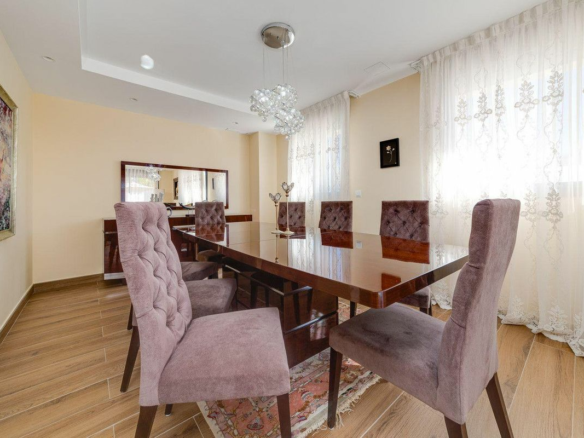 3-bedroom Villa In Orihuela Costa, Spain (461 M²)