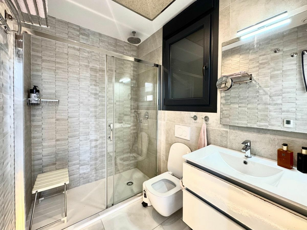 4-bedroom Villa In Orihuela Costa, Spain (271 M²)